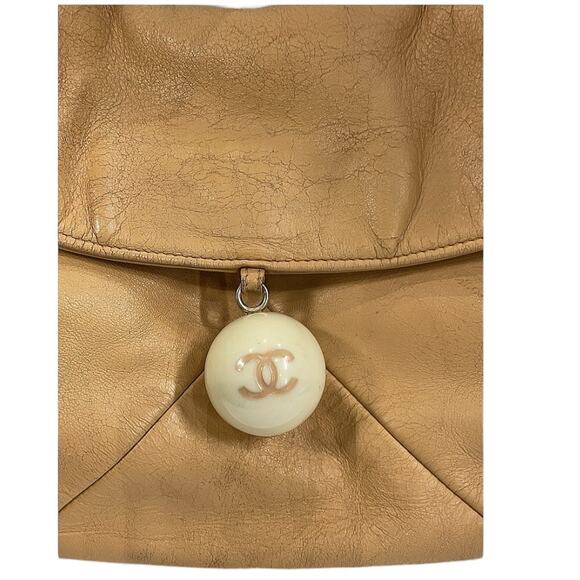 Chanel Vintage Cue Ball Tan Lambskin Foldover Bag - Picture 5 of 12